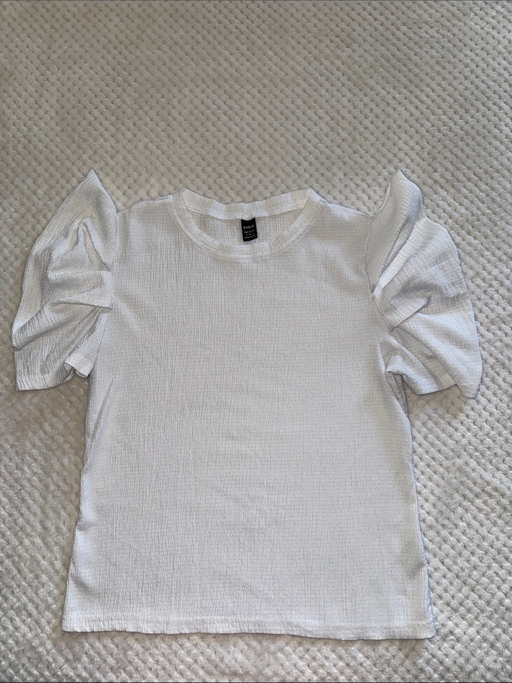 👚 NWOT SHEIN Textured Puff Sleeve Top – Women’s Small